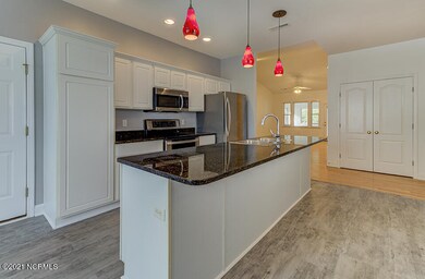 4305 Sunset Woods Dr, Wilmington, NC 28412 - photo 6