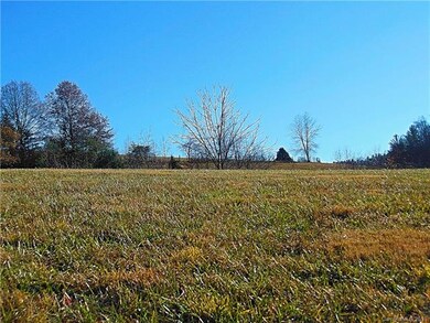 9999 Farmstead Rd unit 27, Leicester, NC 28748 - photo 2