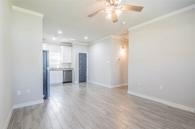 8115 Autumn Ln unit 2, Houston, TX 77016 - photo 6