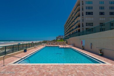 277-Condo pool 2