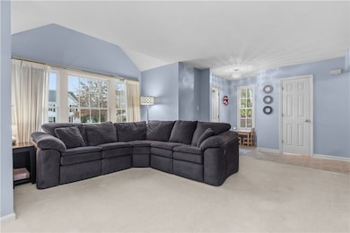 1012 Woodridge Dr, Canonsburg, PA 15317 - photo 5