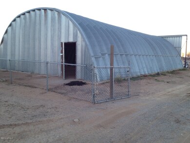 4830 E Pinto Dr, Eloy, AZ 85131 - photo 4