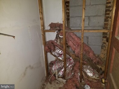 1818 N Fulton Ave, Baltimore, MD 21217 - photo 7