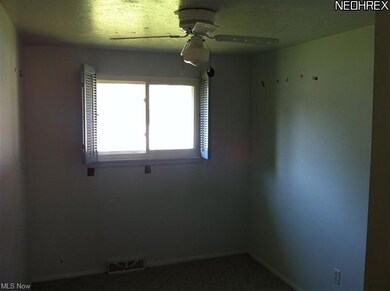 868 Marion St, Sheffield Lake, OH 44054 - photo 7