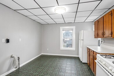 4 Dalton Place unit 1, Lowell, MA 01850 - photo 3