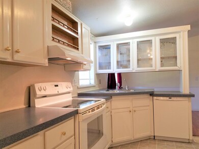 583 - kitchen 2