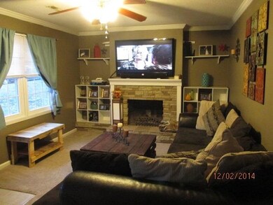 707 Plaza Dr, Jacksonville, NC 28540 - photo 2