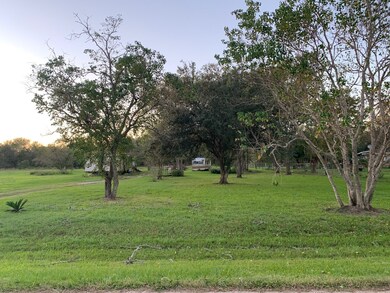 5468 County Road 538b, Alvin, TX 77511 - photo 3