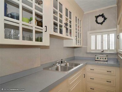 418 Coe St, Woonsocket, RI 02895 - photo 5