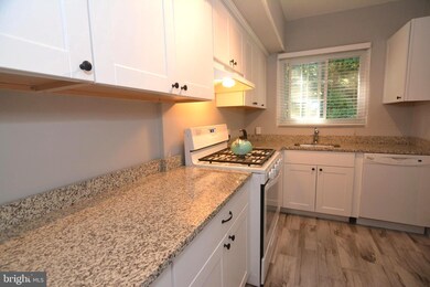 1631 Preston Rd, Alexandria, VA 22302 - photo 4