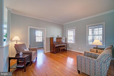 236 Manvell Rd SE, Vienna, VA 22180 - photo 4