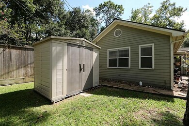 1302 Overhill St, Houston, TX 77018 - photo 7