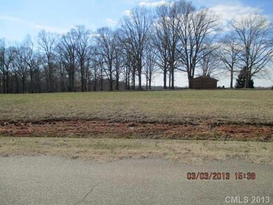 17 Skyland Dr, Statesville, NC 28625 - photo 4