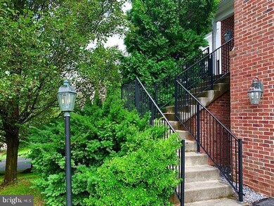 21129 Hickory Forest Way, Germantown, MD 20876 - photo 3