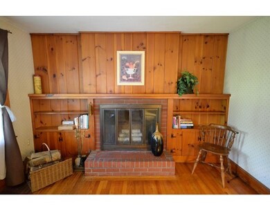 100 Pomeroy Ln, Amherst, MA 01002 - photo 4