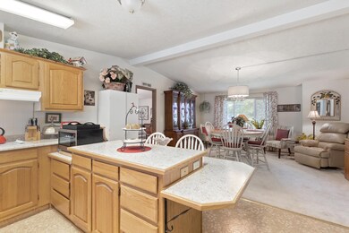 123 NW Wrightwood Cir, Grants Pass, OR 97526 - photo 7