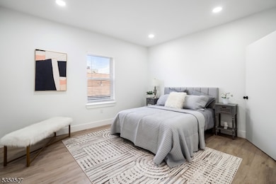 310 W Jersey St unit 404, Elizabeth, NJ 07202 - photo 6