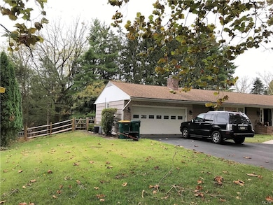 3588 Southwood Dr, Easton, PA 18045 - photo 3