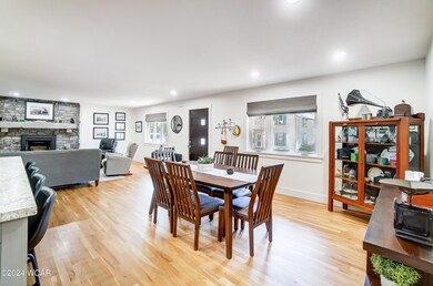 201 E Ohio St, Waynesfield, OH 45896 - photo 3