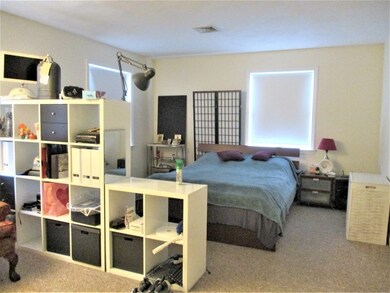 100 Trapelo Rd unit 1, Waltham, MA 02452 - photo 3