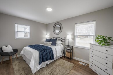 Large Bedroom 3 web