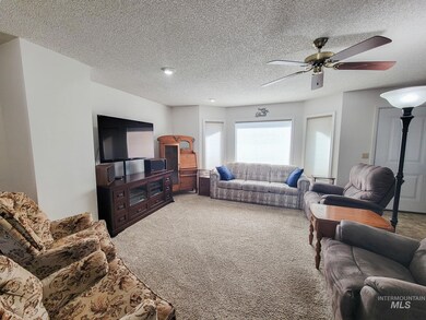 1815 Powers Dr, Lewiston, ID 83501 - photo 5