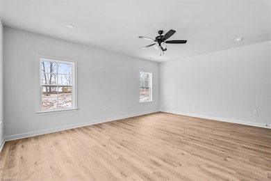 184 Olive Branch Ct, Reidsville, NC 27320 - photo 4