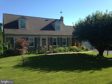 263 Orchard View Dr, Leola, PA 17540 - photo 2