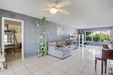 2554 SW 23rd Cranbrook Dr, Boynton Beach, FL 33436 - photo 5