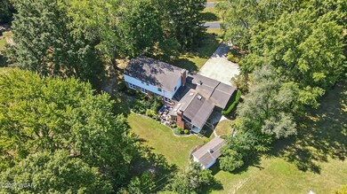 3128 Clifford Dr, Lima, OH 45805 - photo 4