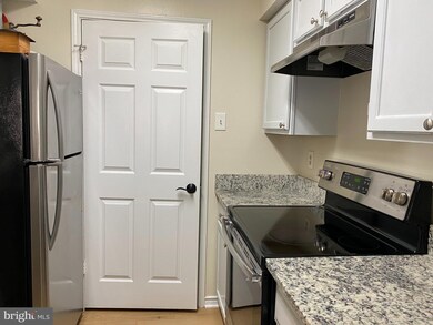 1504 Lincoln Way unit 207, McLean, VA 22102 - photo 3