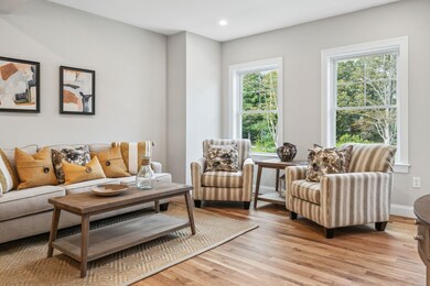 12 Juniper Ln, Portsmouth, NH 03801 - photo 7