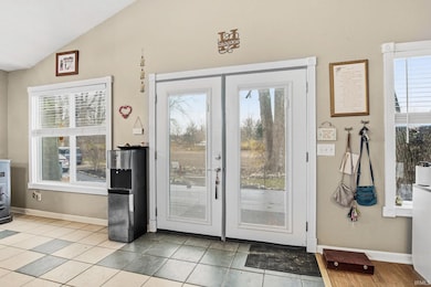 200 N Mohee Dr, Hartford City, IN 47348 - photo 6