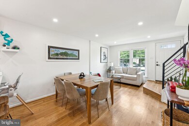 6537 Brick Hearth Ct, Alexandria, VA 22306 - photo 4