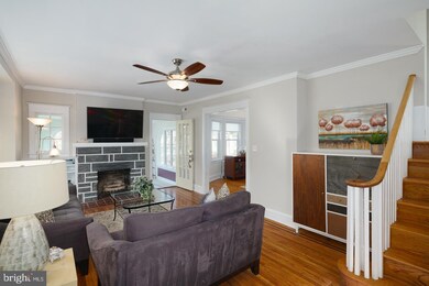 2415 Linden Dr, Havertown, PA 19083 - photo 3
