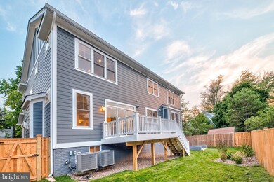 4525 Fairfield Dr, Bethesda, MD 20814 - photo 4