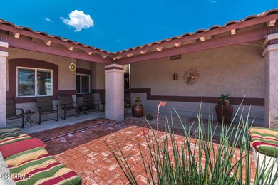 FRONT PATIO5