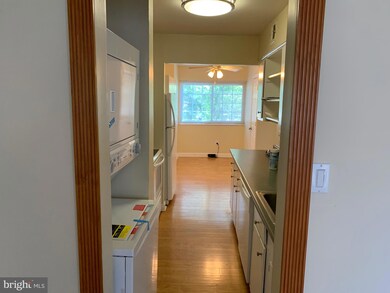 17420 Hughes Rd, Poolesville, MD 20837 - photo 4