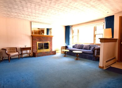 21 Glen Ln, Randolph, MA 02368 - photo 2