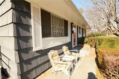 433 Brevard St, Statesville, NC 28677 - photo 5