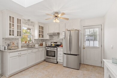 19 Lisa Ln, Lawrence, MA 01843 - photo 6