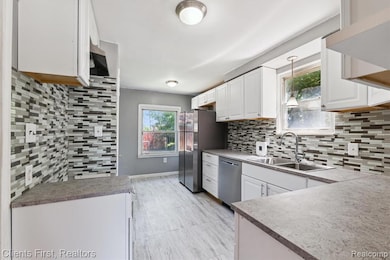 19130 Appoline St, Detroit, MI 48235 - photo 6