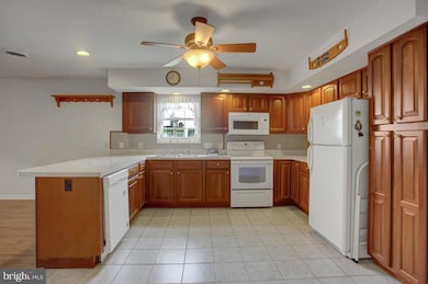 169 Lantern Ln, Chambersburg, PA 17201 - photo 6