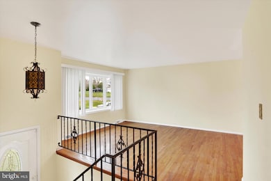 490 Sue Dr, Hummelstown, PA 17036 - photo 4