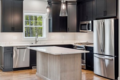 55 Juniper Ln, Portsmouth, NH 03801 - photo 4