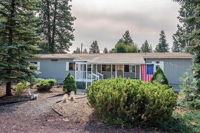 19635 Apache Rd Bend OR 97702-print-004-