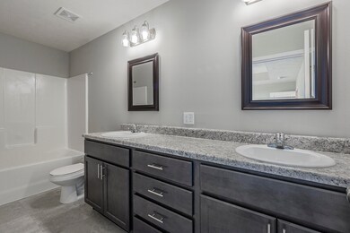 1375 S Lorraine Ave_07