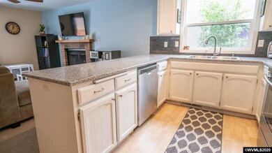 889 Alvina St SE, Salem, OR 97306 - photo 7