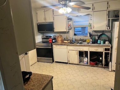 508 Main Ave S, Hankinson, ND 58041 - photo 3