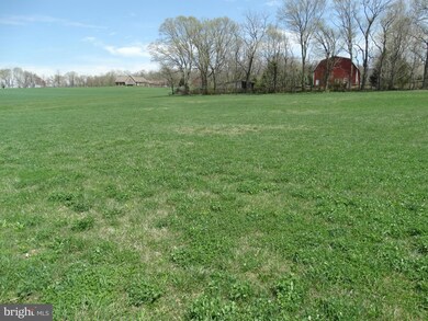 8325 Myersville Rd, Middletown, MD 21769 - photo 2